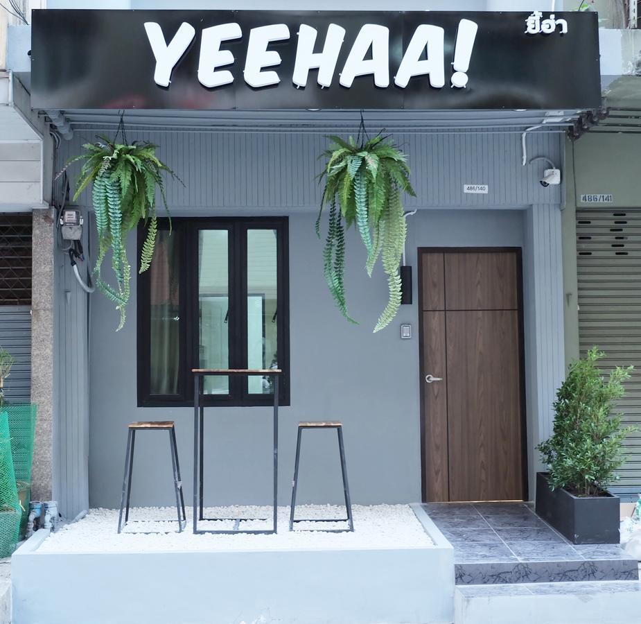 Yeehaa Hotel Banguecoque Exterior foto